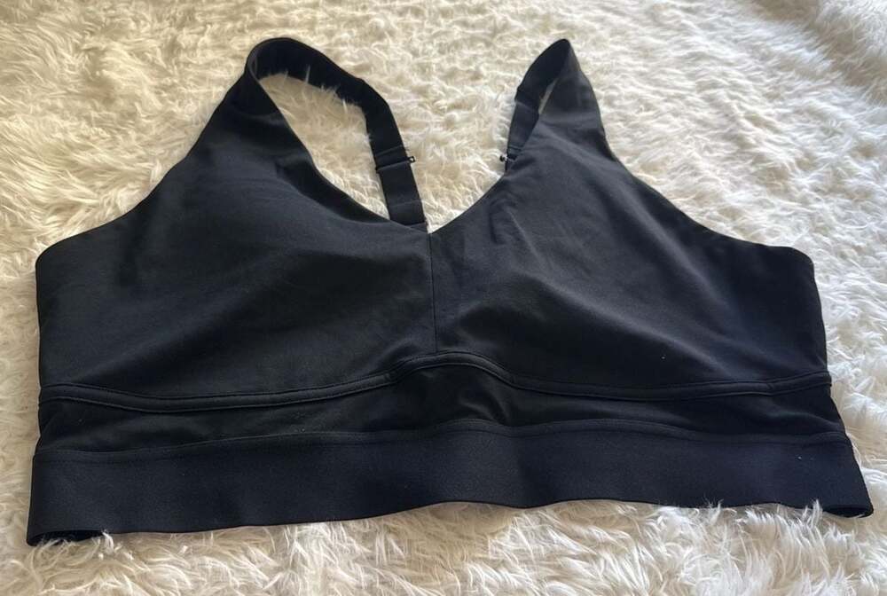 Fabletics‎ Oasis High Impact Sports Bra in Black